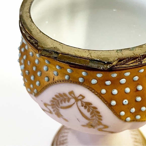 Lenwile Ardault 1940s Cameo Porcelain Pink Trinket Box Hinged Vanity Dresser - Picture 11 of 16